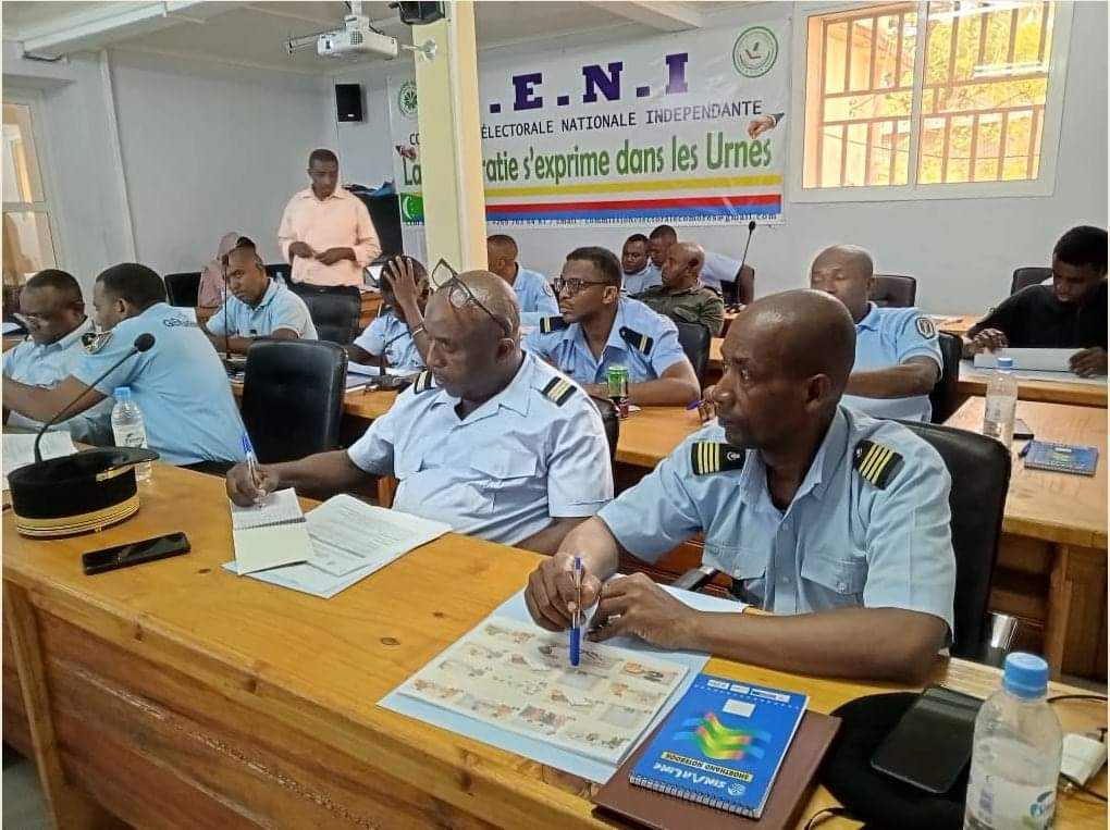 image Sécurisation des élections 2024: Une vingtaine de militaires formés